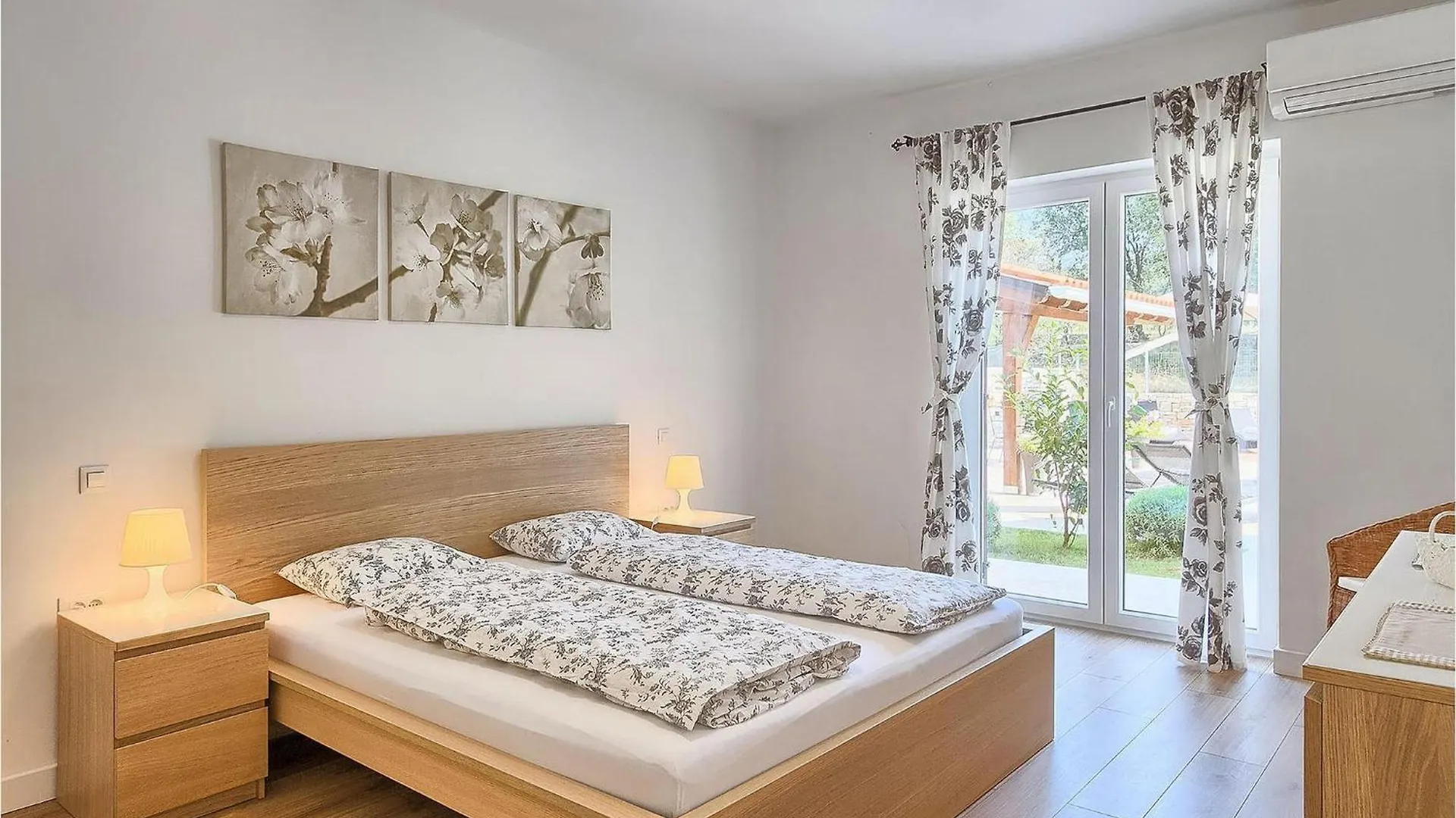 Villa Natasha Ruzici
