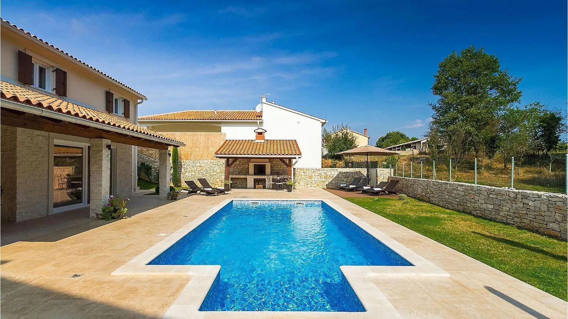 Hébergement de vacances Villa Natasha Ruzici