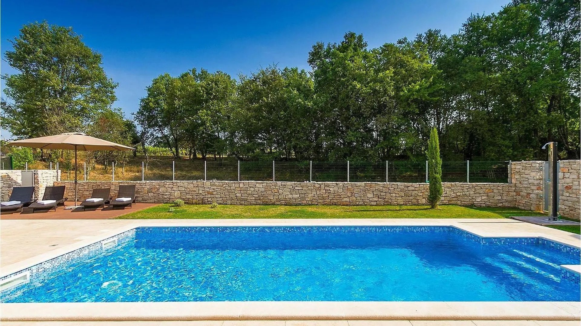 Hébergement de vacances Villa Natasha Ruzici